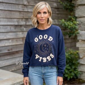 PEACH LOVE CALIFORNIA Good vibes navy blue top sz medium and large